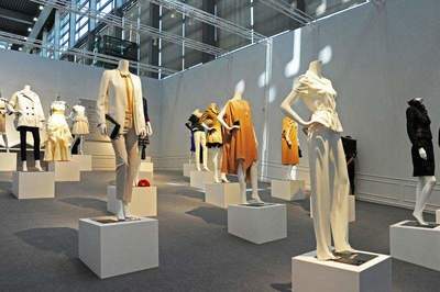 匠心赋能，价值共创 以互联网思维重塑服装销售新篇章